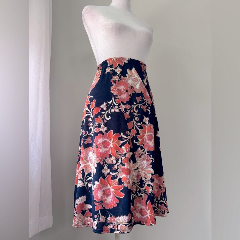 Jaclyn Smith Navy Blue & Pink Floral Print Lightweight Stretch Knee Length Skirt